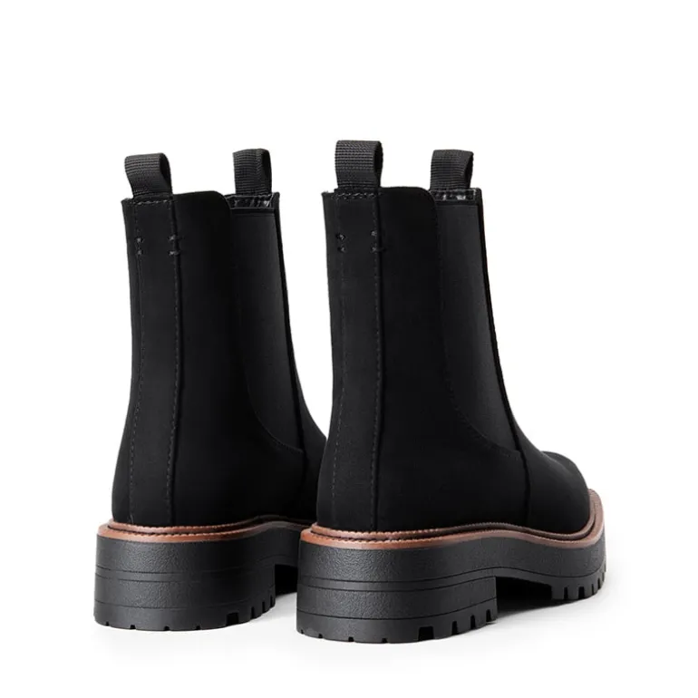 Lug-Sole Slip-on Chelsea boots