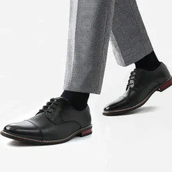 Men's Classic Wingtip Dress Shoes