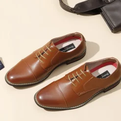 Men's Lace-Up Classic Oxford Shoes