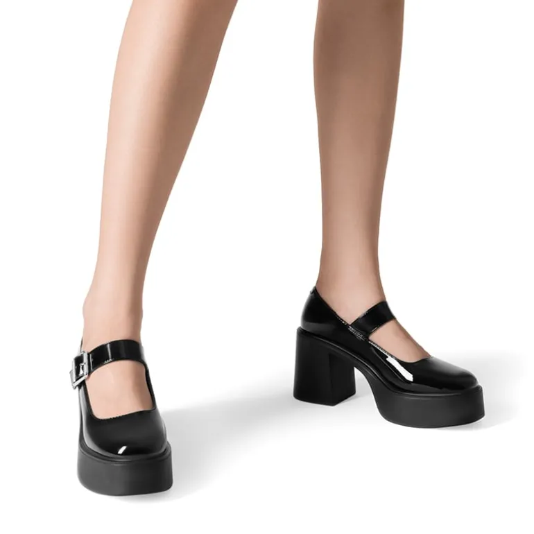 Platform Mary Jane Pumps
