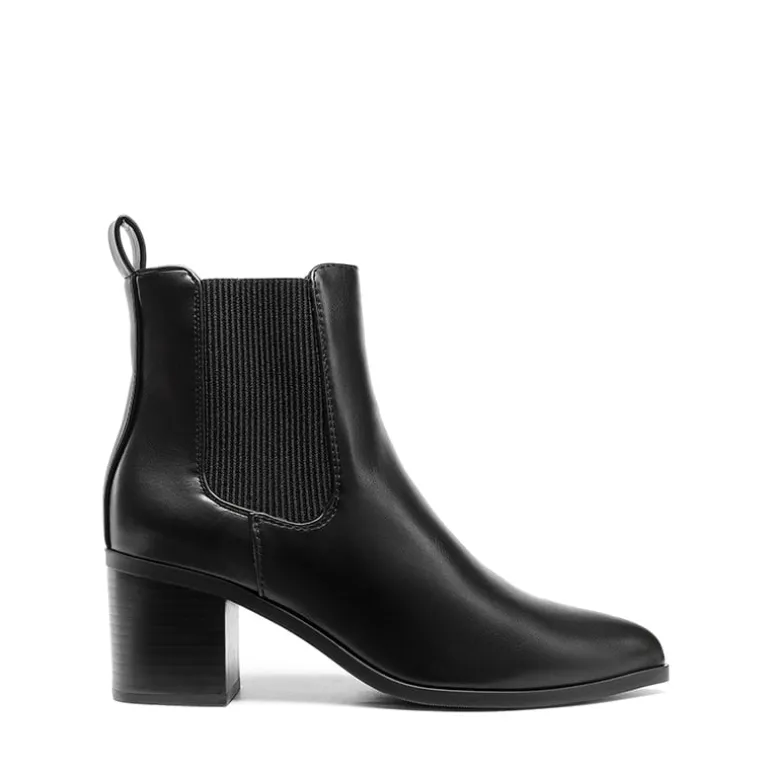 Pointed Toe Chelsea Ankle Boots