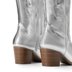 Pointed-Toe Cowgirl Knee-high Boots
