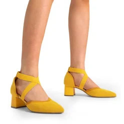 Pointed Toe Criss Cross Pumps