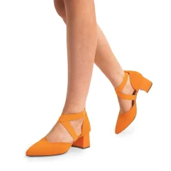 Pointed Toe Criss Cross Pumps