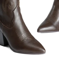 Pointed Toe Embroidered Cowboy Boots