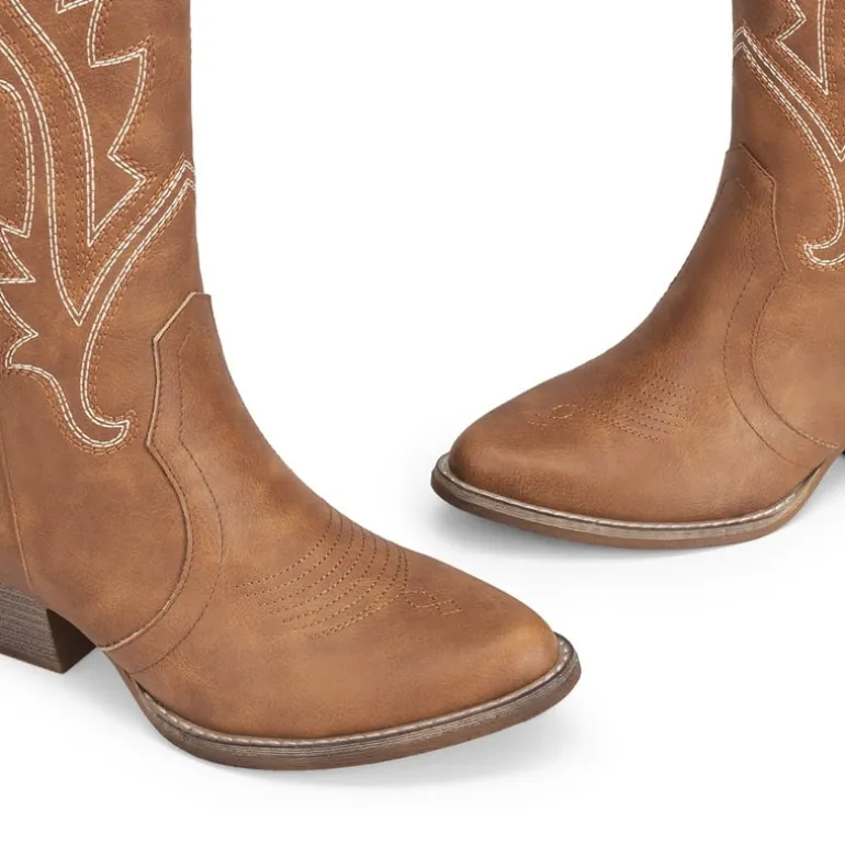 Pointed-Toe Mid-calf Cowgirl Boots
