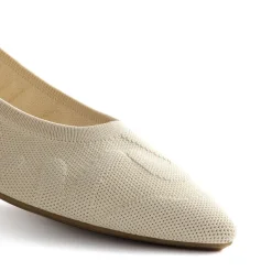 Simplistic Machine Washable Flats