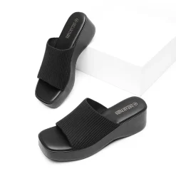 Slip on Knitted Flatform Sandals