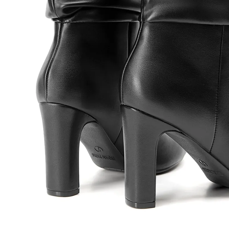 Slouchy Mid-calf Boots