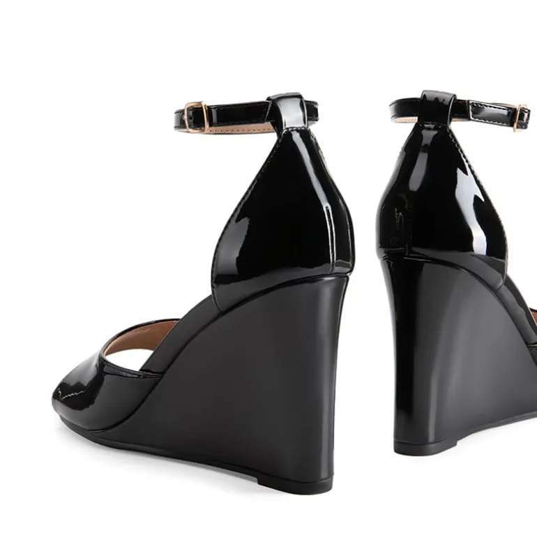 Square-Toe Buckle Strap Wedge Sandals