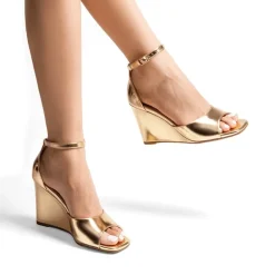 Square-Toe Buckle Strap Wedge Sandals