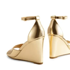 Square-Toe Buckle Strap Wedge Sandals