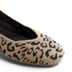Square Toe Cushioned Knit Flats