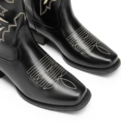 Square Toe Embroidered Cowboy Boots