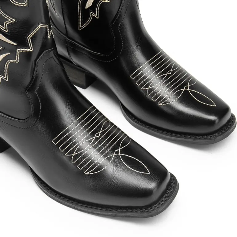 Square Toe Embroidered Cowboy Boots