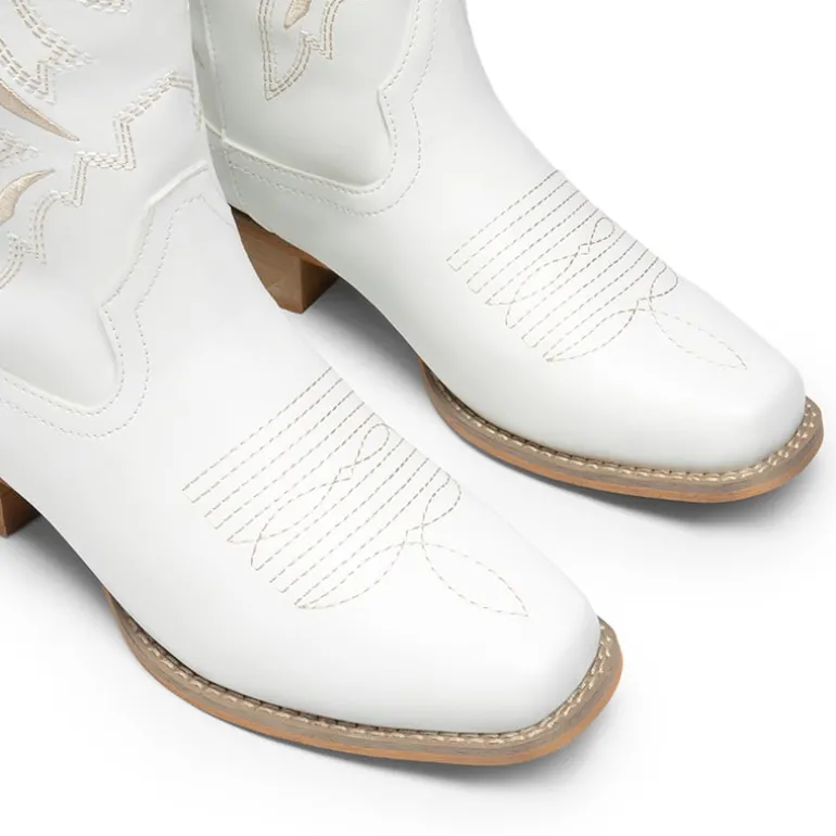 Square Toe Embroidered Cowboy Boots