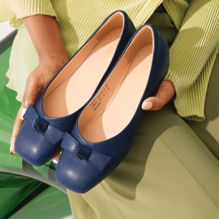 Square Toe Low Wedge Bow Flats