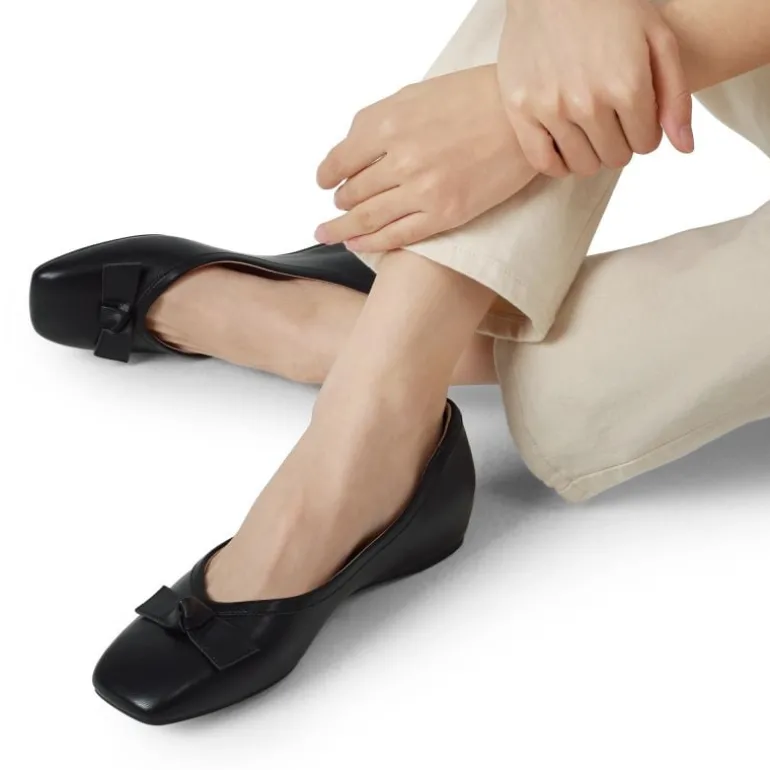Square Toe Low Wedge Bow Flats