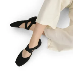 Sustainable Criss Cross Knit Ballet Flats