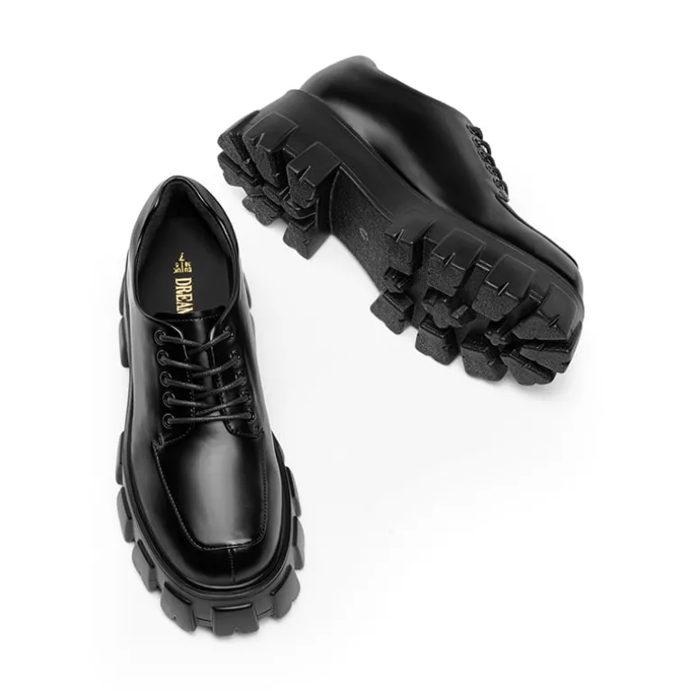 Versatile Lace-up Platform Oxfords