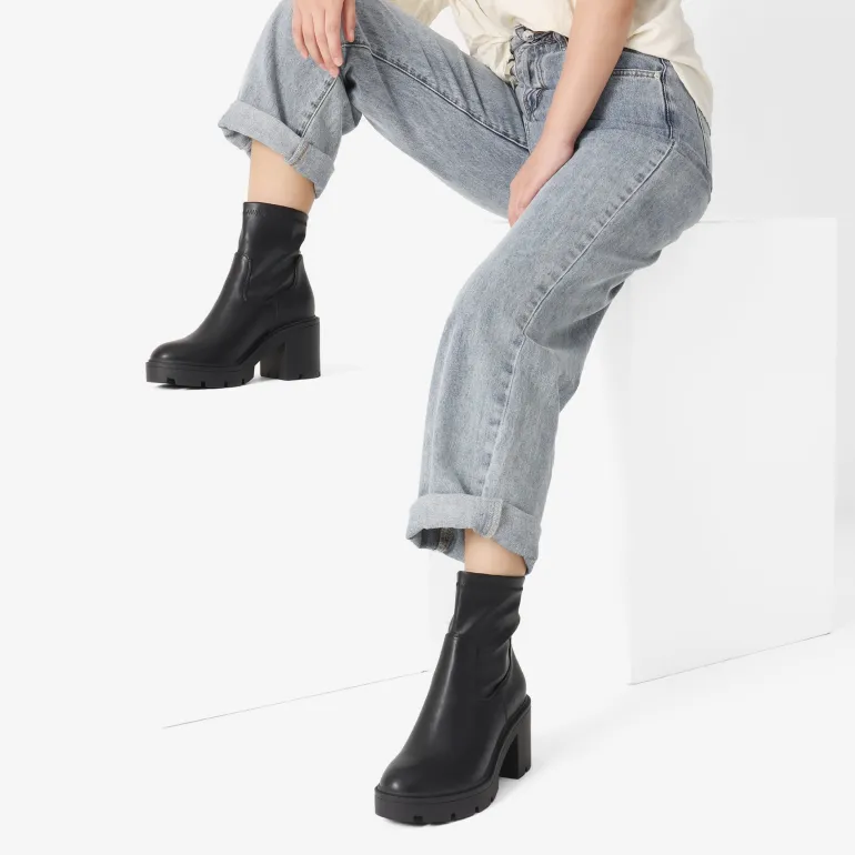 Women's Chunky Lug Sole Ankle Booties