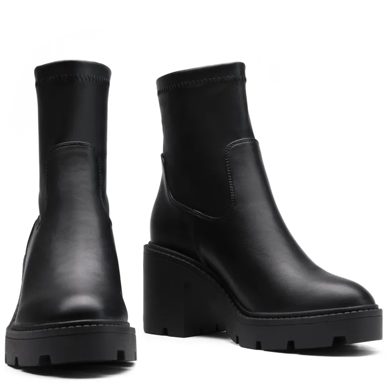 Women's Chunky Lug Sole Ankle Booties