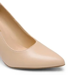 Women’s Classic Chunky Heel Dress Pumps