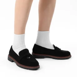 Women’s Classic Retro-Inspired Penny Loafers