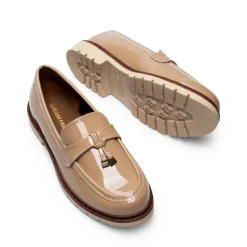 Women’s Classic Retro-Inspired Penny Loafers