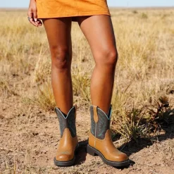 Women's Cushioned Western Slip-on Boots
