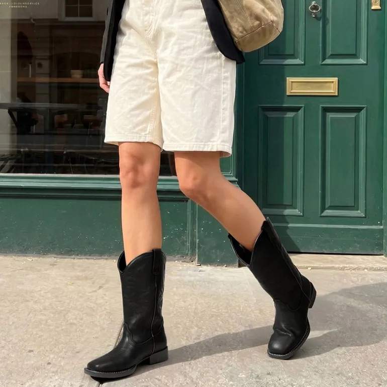 Women's Embroidered Mid-Calf Cowboy Boots