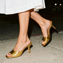 Women’s Kitten Heel Square Toe Sandals