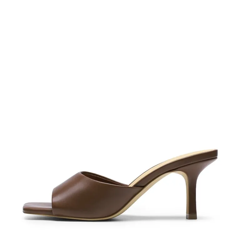 Women’s Kitten Heel Square Toe Sandals