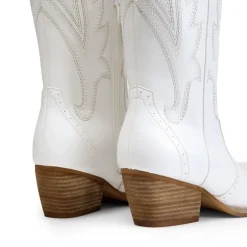 Women’s Mid Heel Western Style Boots