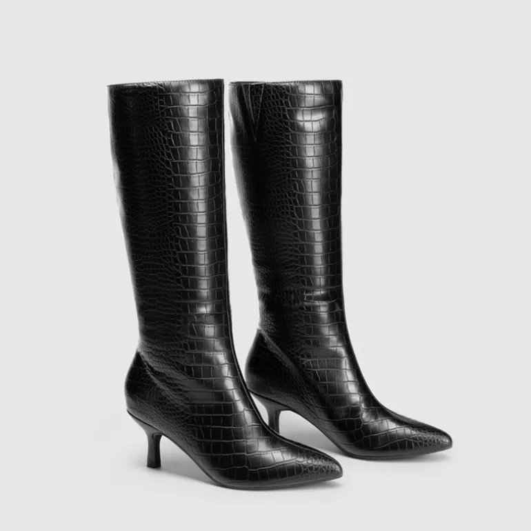 Women’s Pointed-Toe Kitten Heel Boots