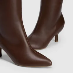 Women’s Pointed-Toe Kitten Heel Boots