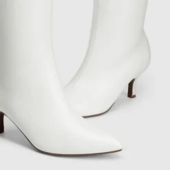 Women’s Pointed-Toe Kitten Heel Boots