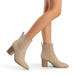 Women’s Sleek Cushioned Ankle Boots