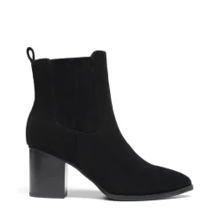 Women’s Sleek Cushioned Ankle Boots