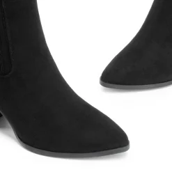 Women’s Sleek Cushioned Ankle Boots