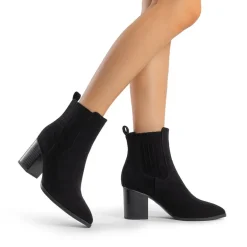 Women’s Sleek Cushioned Ankle Boots
