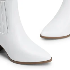 Women’s Sleek Cushioned Ankle Boots