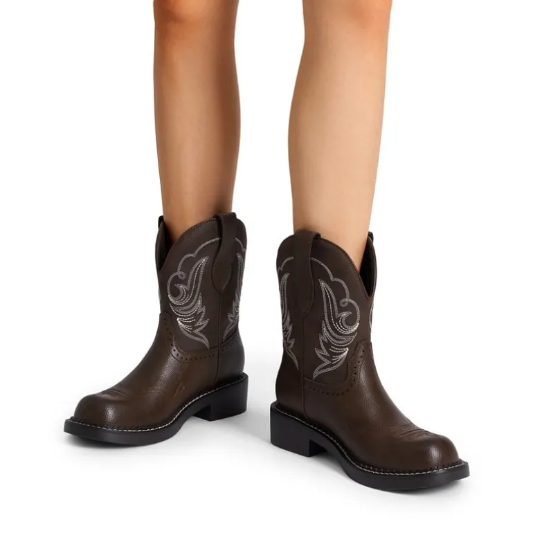 Women’s Slip-On Vintage Western Boots