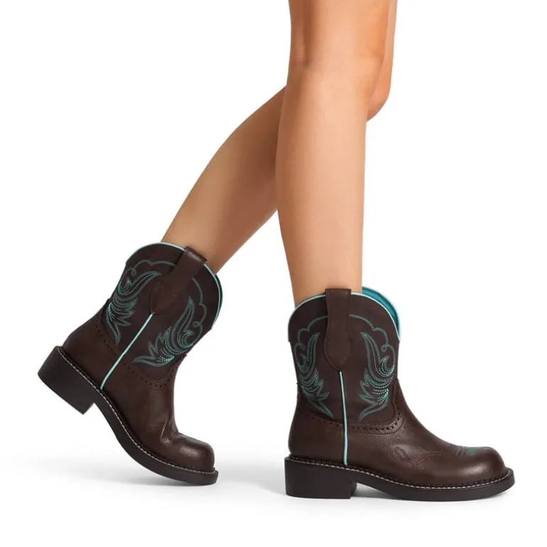 Women’s Slip-On Vintage Western Boots