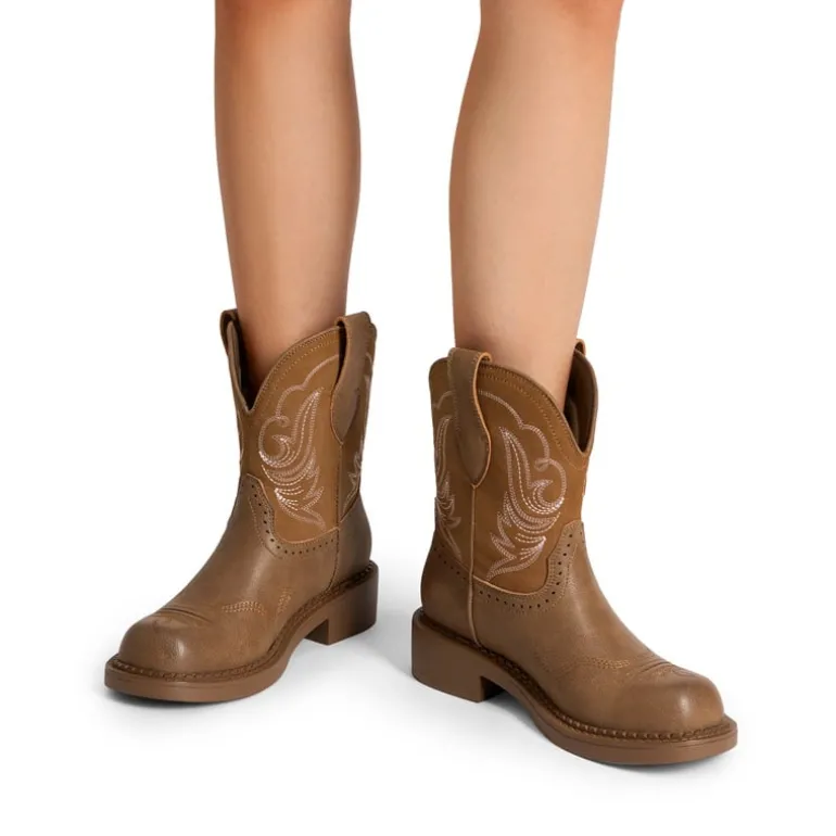 Women’s Slip-On Vintage Western Boots