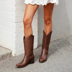 Women's Western Embroidered Cowboy Boots
