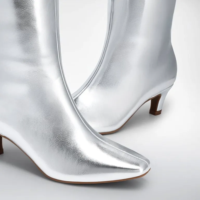 Women’s Wide-Calf Square-Toe Knee-High Boots