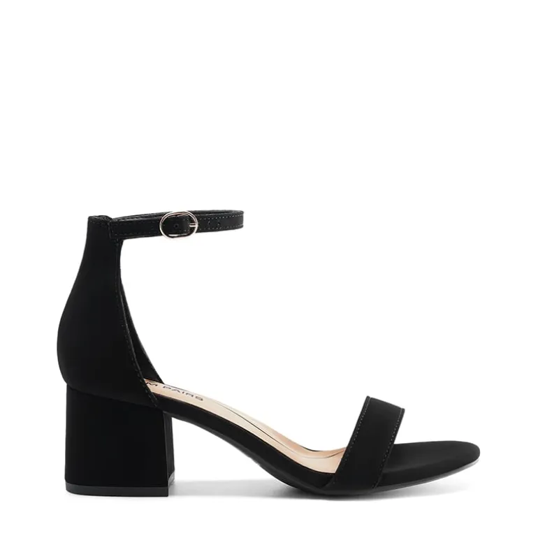 Women’s Wide-Toe Adjustable Buckle Low-Heel Sandals