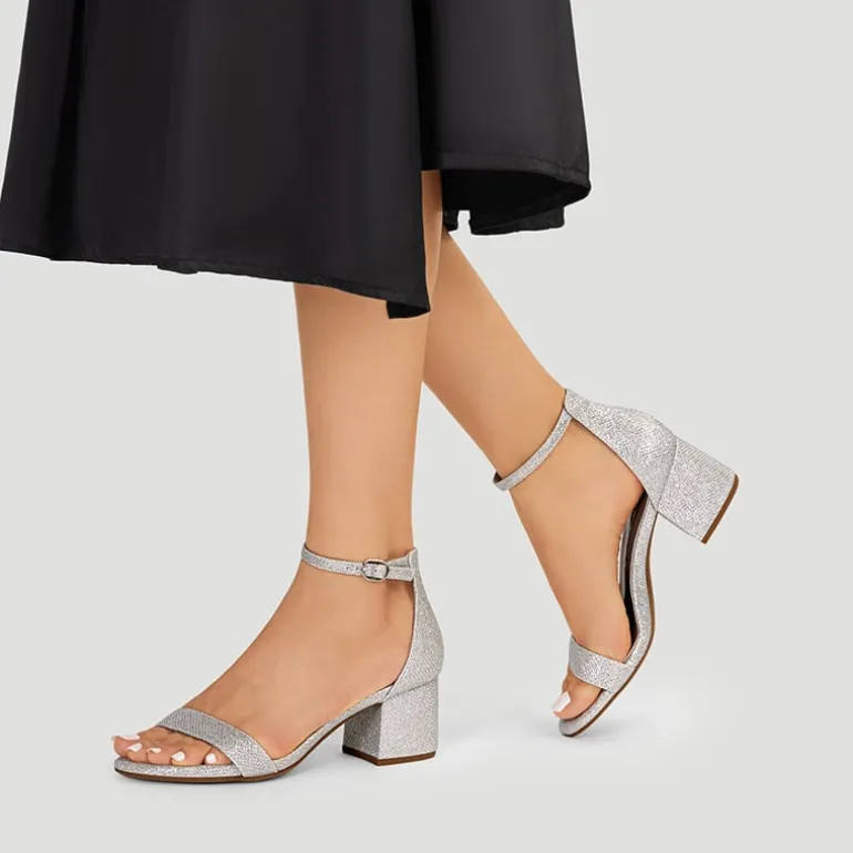 Women’s Wide-Toe Adjustable Buckle Low-Heel Sandals