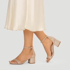 Women’s Wide-Toe Adjustable Buckle Low-Heel Sandals